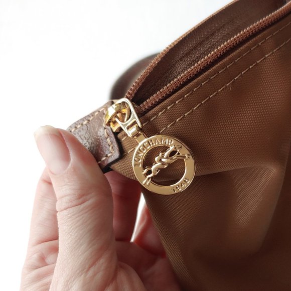 Longchamp Le Pliage Club Medium Tote Bag - Picture 2 of 14